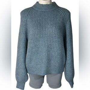 Universal Thread Women's mock turtleneck Blue Knit Sweater. Size L.
